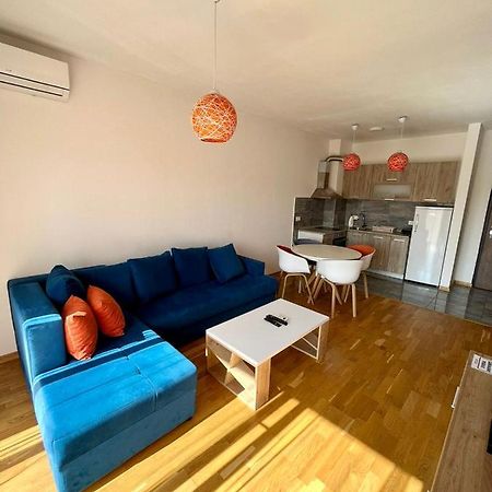 Z Apartment بودغوريتْسا المظهر الخارجي الصورة