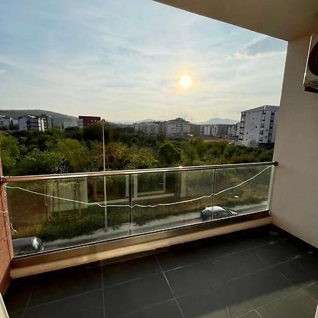 Z Apartment بودغوريتْسا المظهر الخارجي الصورة
