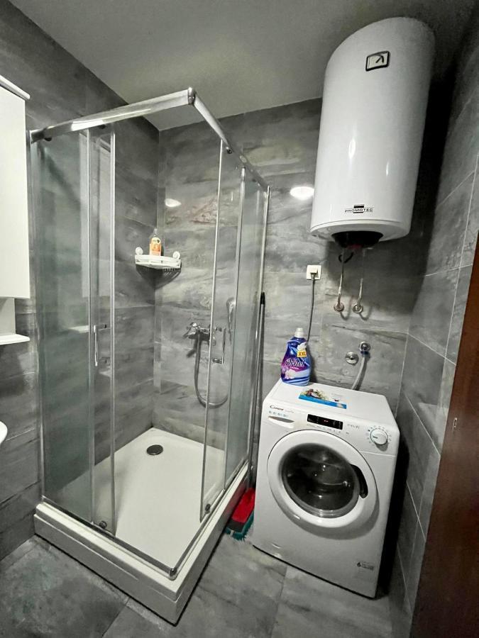 Z Apartment بودغوريتْسا المظهر الخارجي الصورة